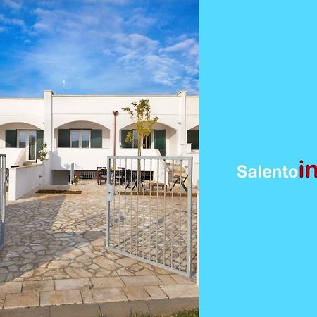 Salentoineout Bed & Breakfast Marina di Mancaversa Bagian luar foto
