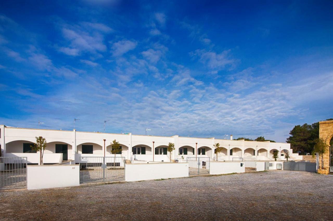 Salentoineout Bed & Breakfast Marina di Mancaversa Bagian luar foto