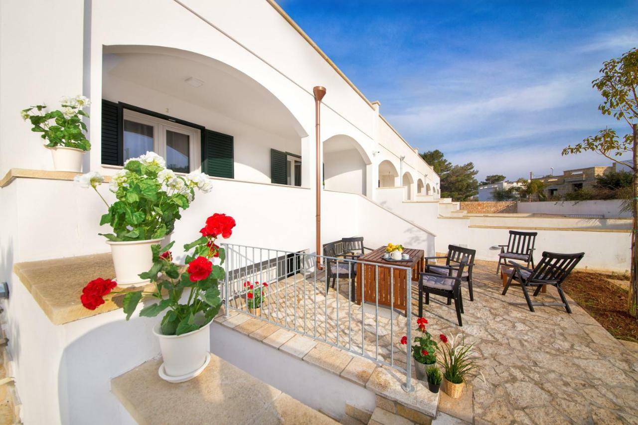 Salentoineout Bed & Breakfast Marina di Mancaversa Bagian luar foto